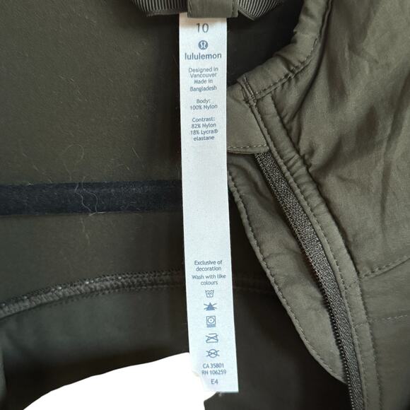 Lululemon Extra Mile Hooded Jacket Women's Size 10 Dark Olive Quilted Puffer - Picture 5 of 14
